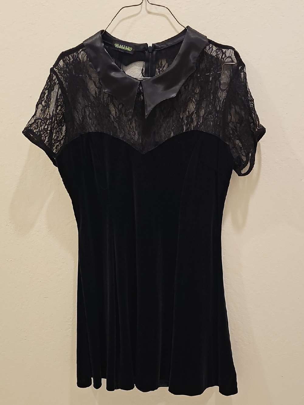 Black Lace-Panel Velvet Midi Dress with Satin Collar